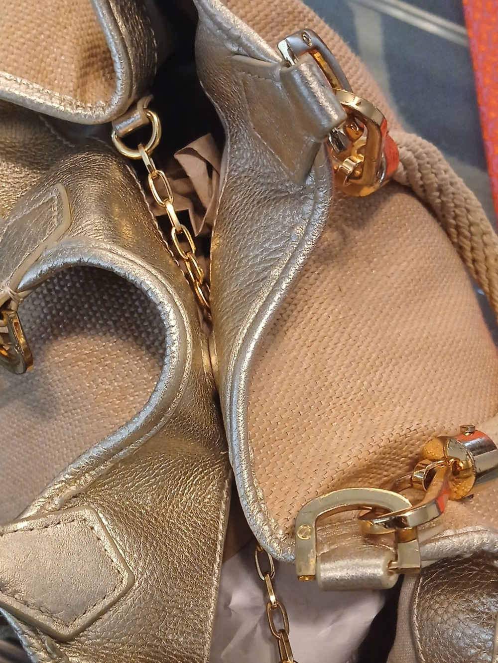 Tory Burch Metallic Beige Tote with Gold Hardware and Matching Wallet - Picture 12 of 17